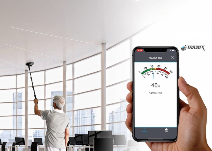 me5-on-ceiling-extension-handle-with-app (1)